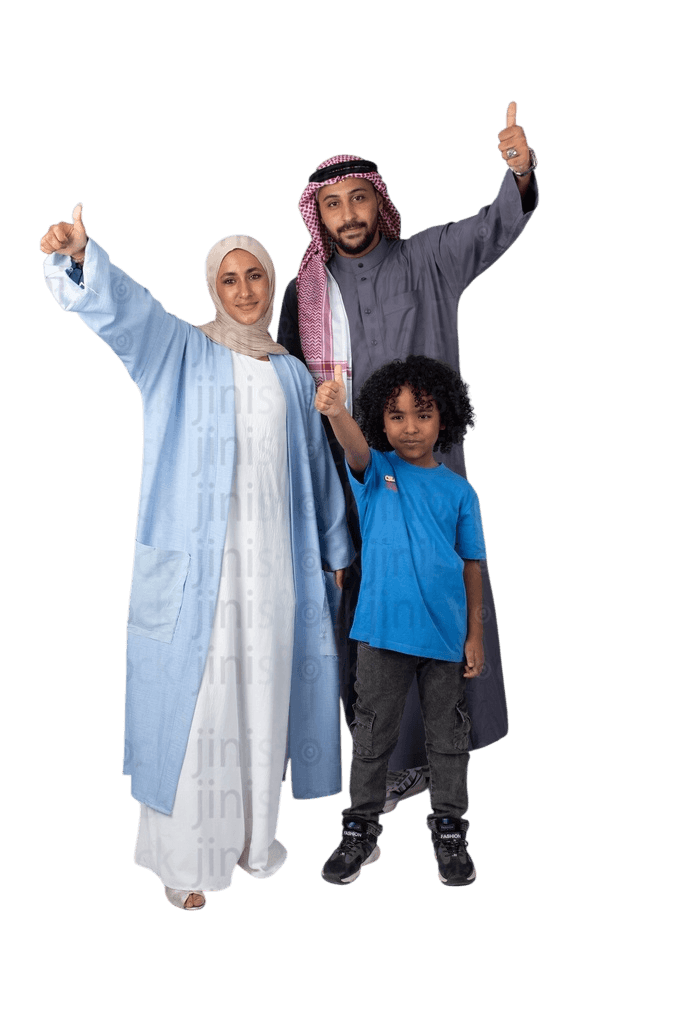 عائلة سعيدة مع بيبوكاديمي